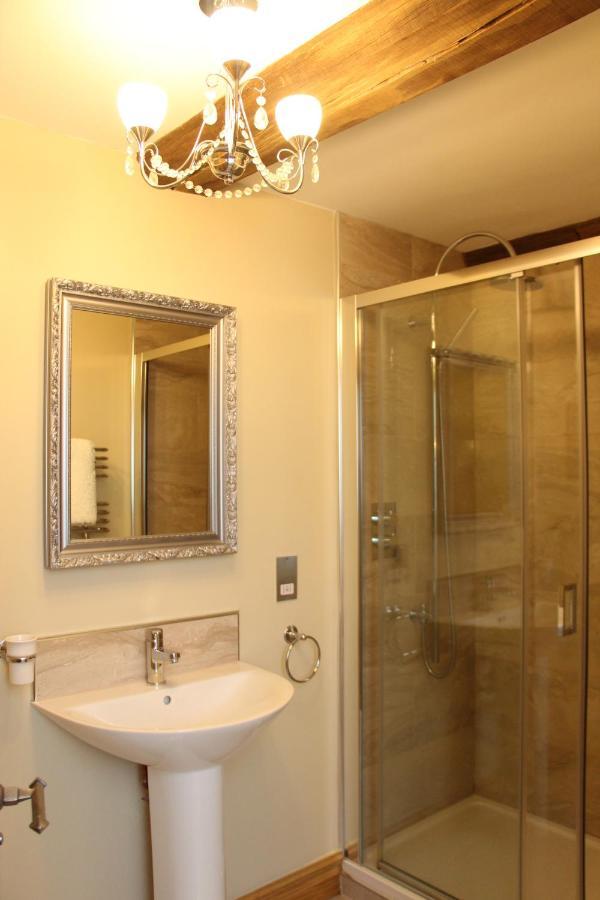 Y Fan Bed & Breakfast แคร์ฟิลลี ภายนอก รูปภาพ