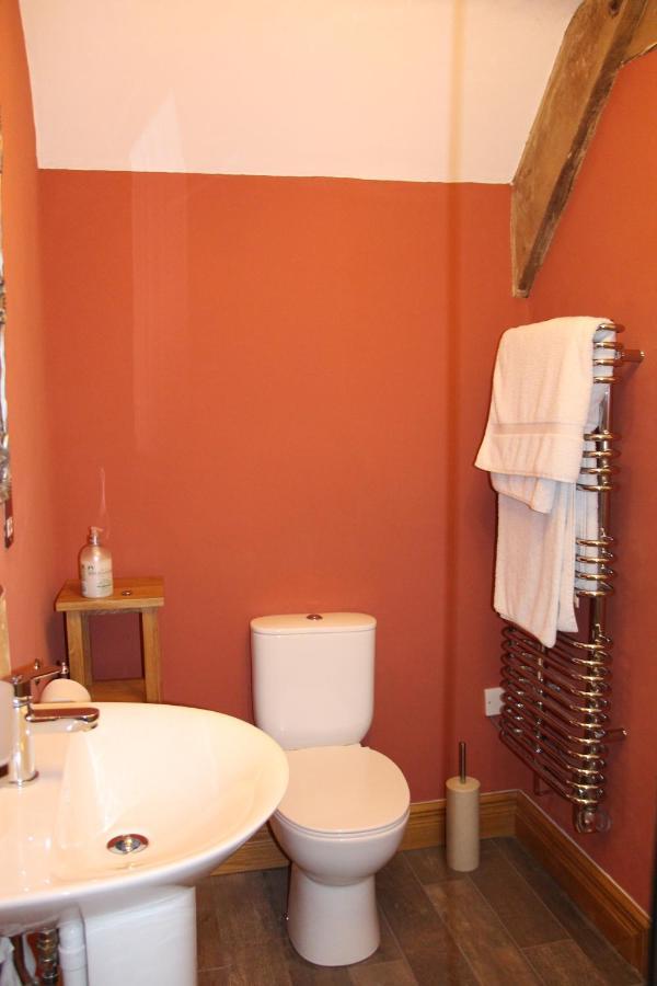 Y Fan Bed & Breakfast แคร์ฟิลลี ภายนอก รูปภาพ